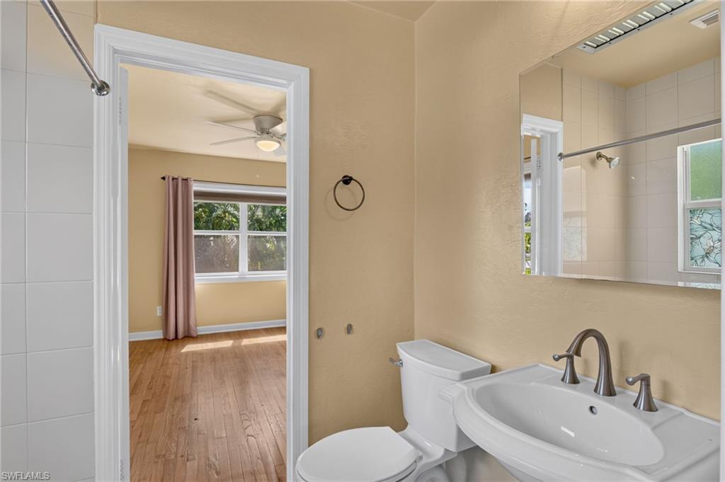 VALENCIA TERRACE - Residential Lease
