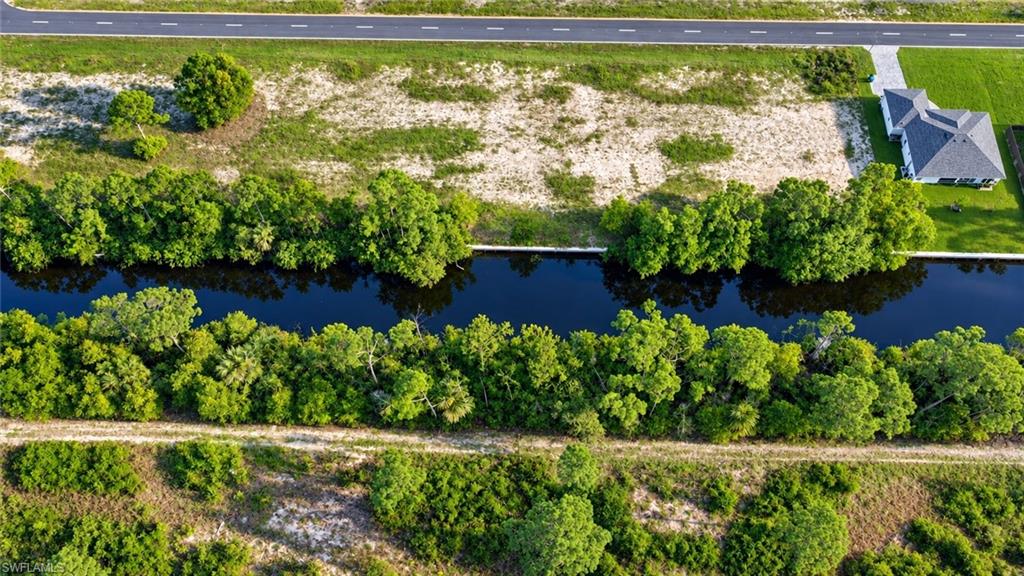 CAPE CORAL - Land