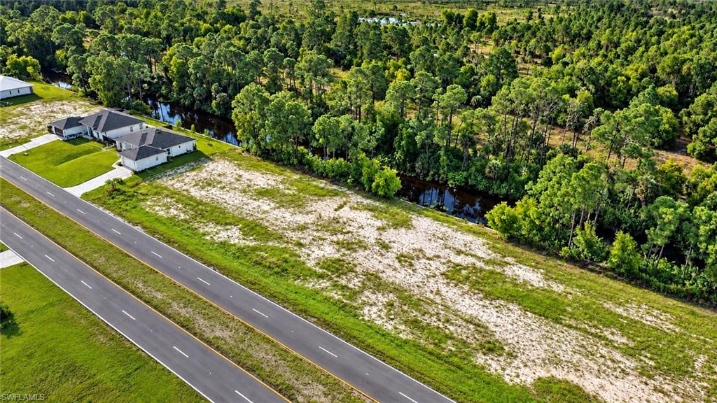 CAPE CORAL - Land