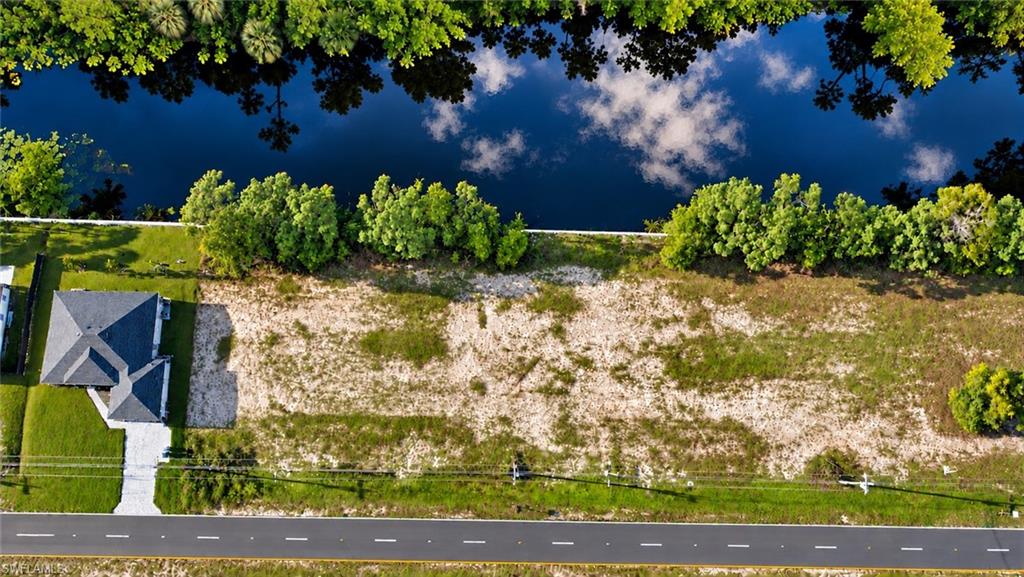 CAPE CORAL - Land