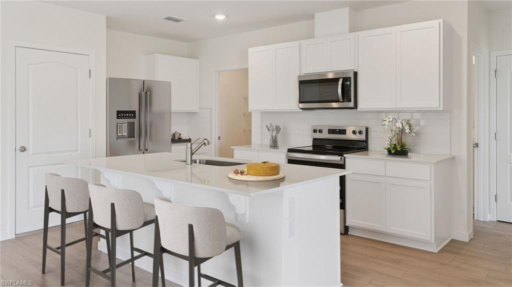 CORAL BAY - Residential
