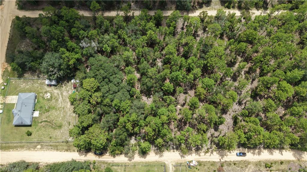 ACREAGE - Land