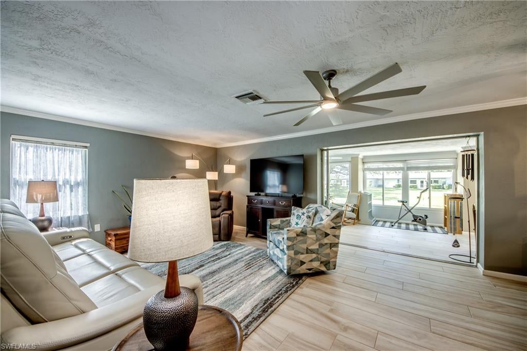 WHISKEY CREEK VILLAGE GREEN - Residential