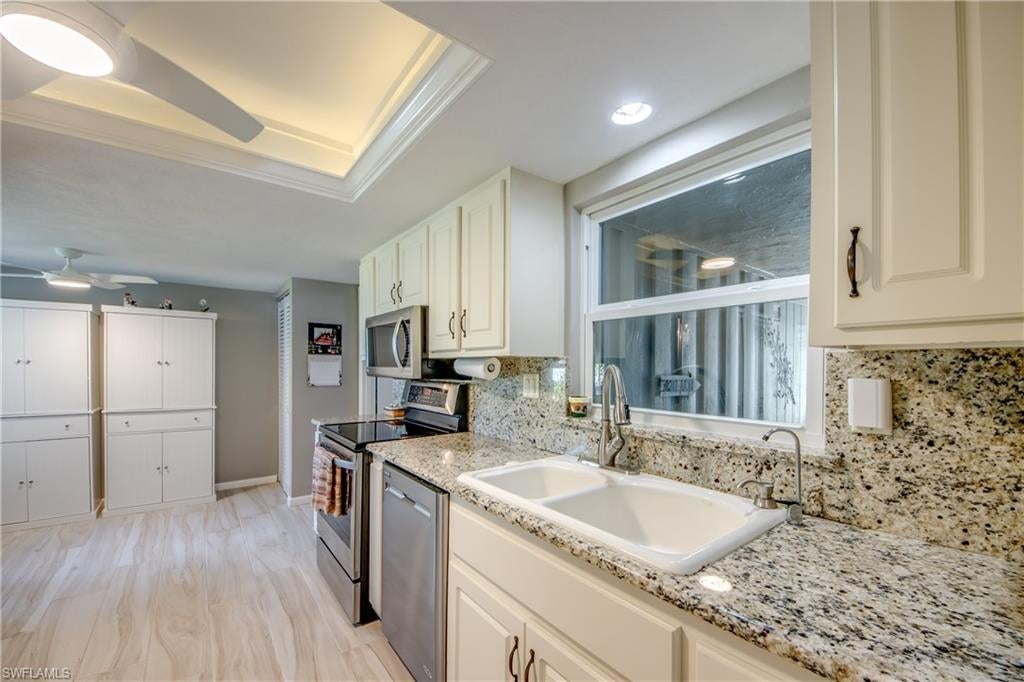 WHISKEY CREEK VILLAGE GREEN - Residential