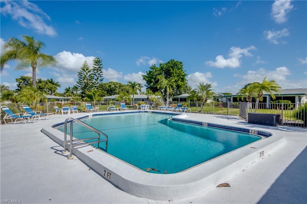 WHISKEY CREEK VILLAGE GREEN - Residential