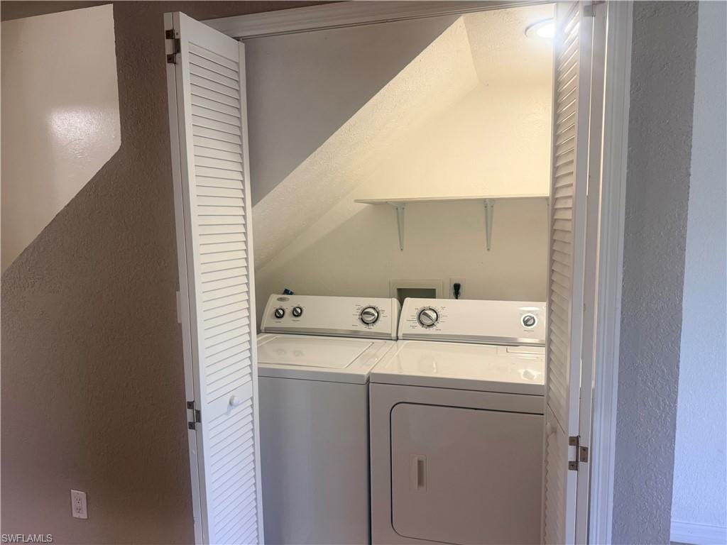 SQUARE ONE CONDO - Residential