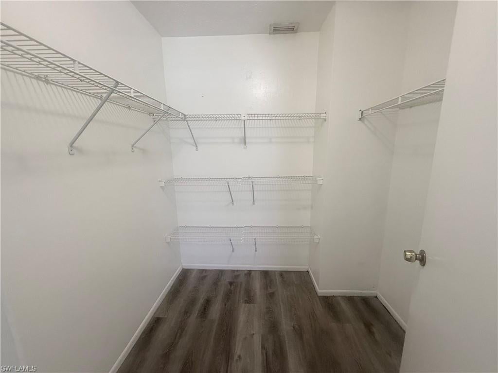 SQUARE ONE CONDO - Residential