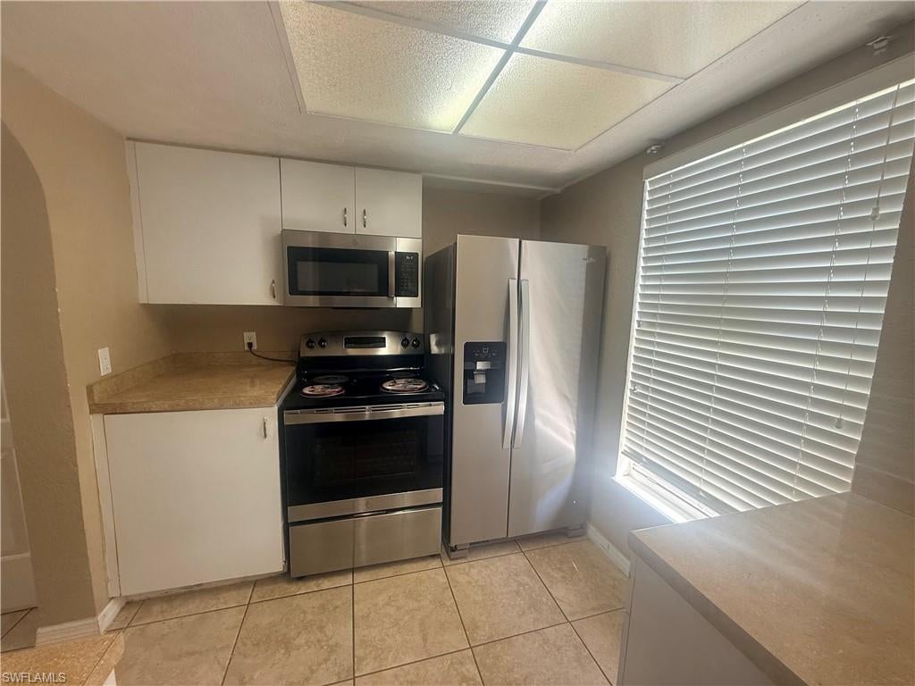 SQUARE ONE CONDO - Residential