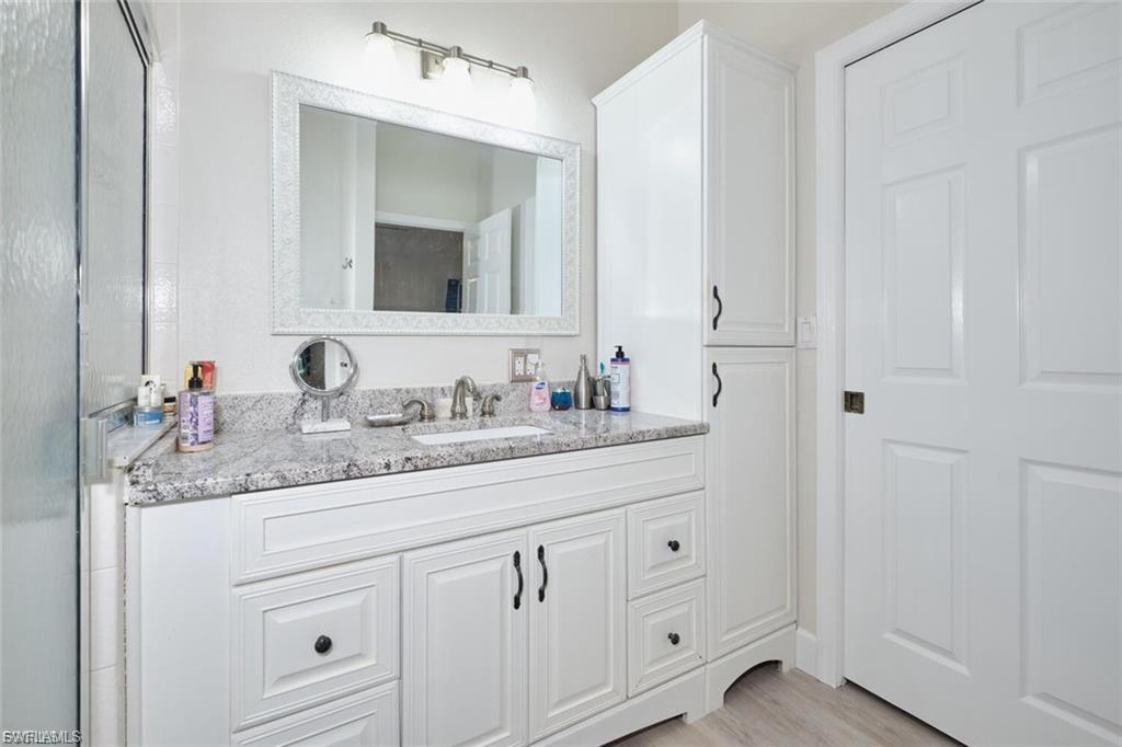 ISLAND PARK VILLAGE - Residential Lease