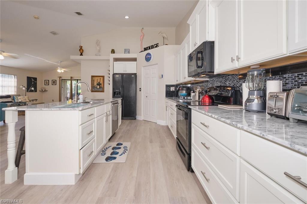 ISLAND PARK VILLAGE - Residential Lease