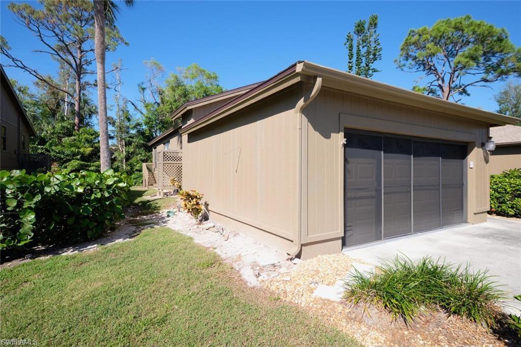 ISLAND PARK VILLAGE - Residential Lease