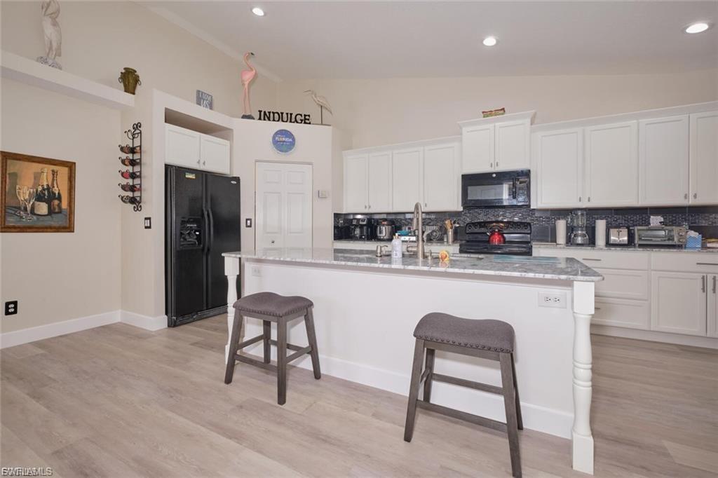 ISLAND PARK VILLAGE - Residential Lease