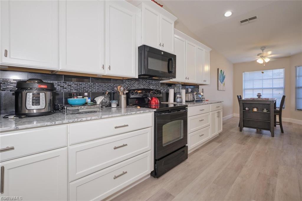 ISLAND PARK VILLAGE - Residential Lease
