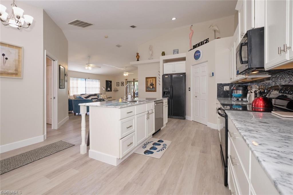 ISLAND PARK VILLAGE - Residential Lease