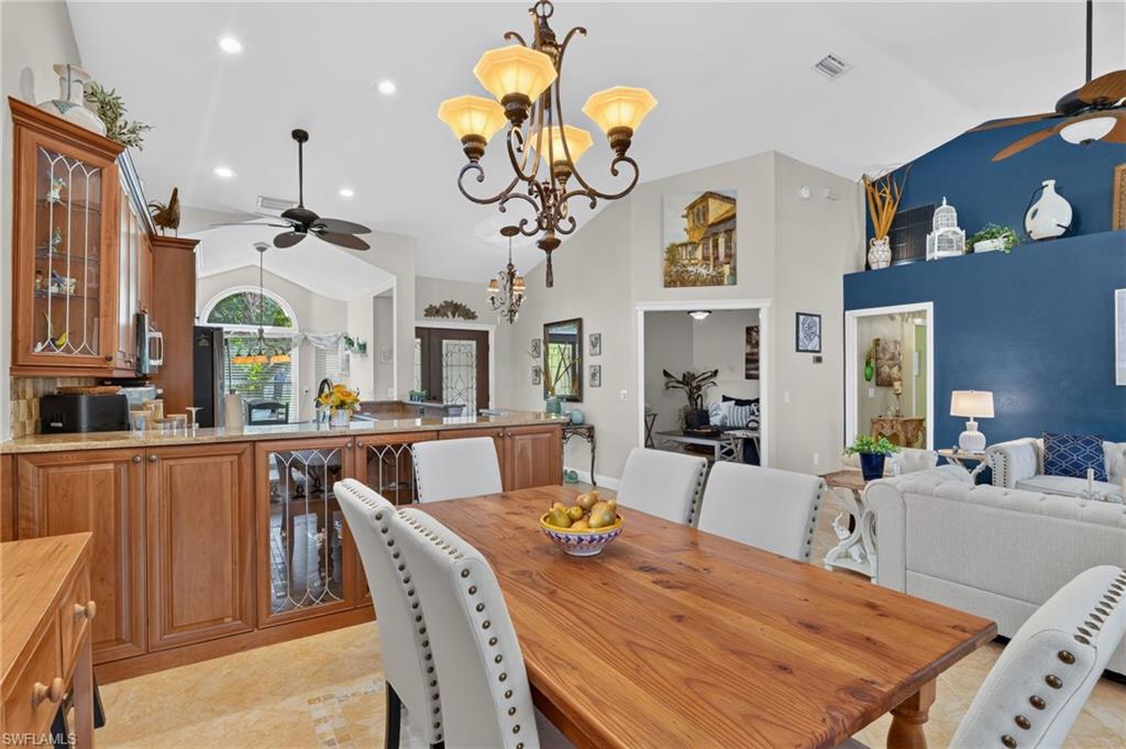 KELLY GREENS - Residential