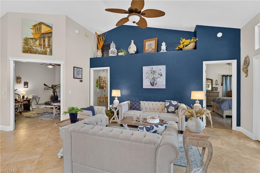 KELLY GREENS - Residential
