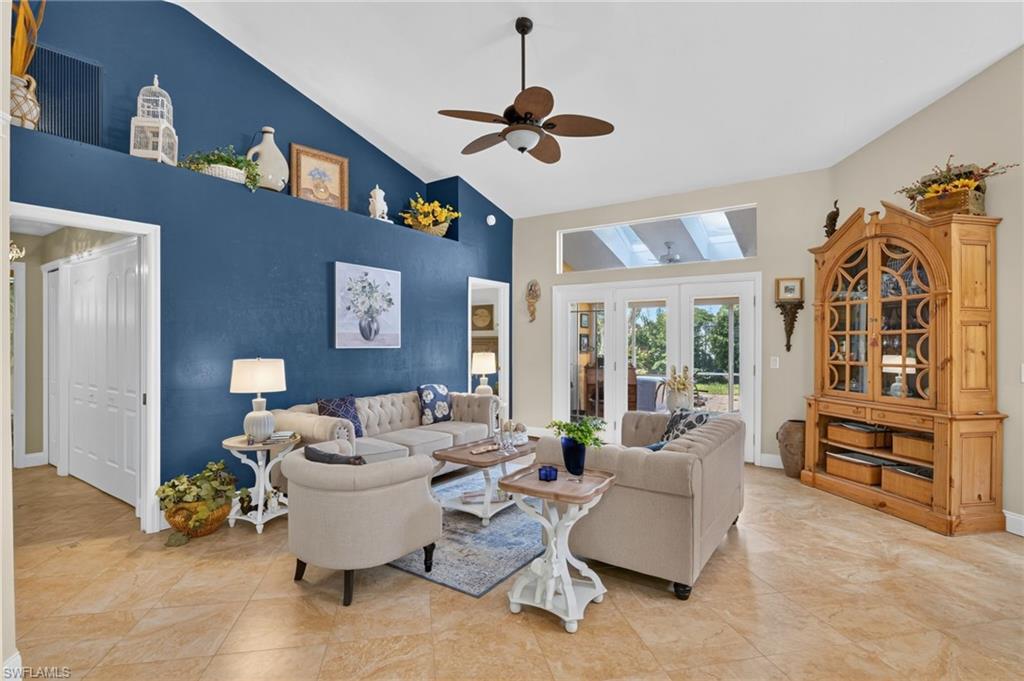 KELLY GREENS - Residential