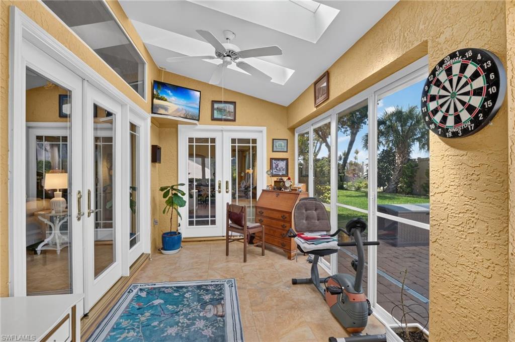 KELLY GREENS - Residential