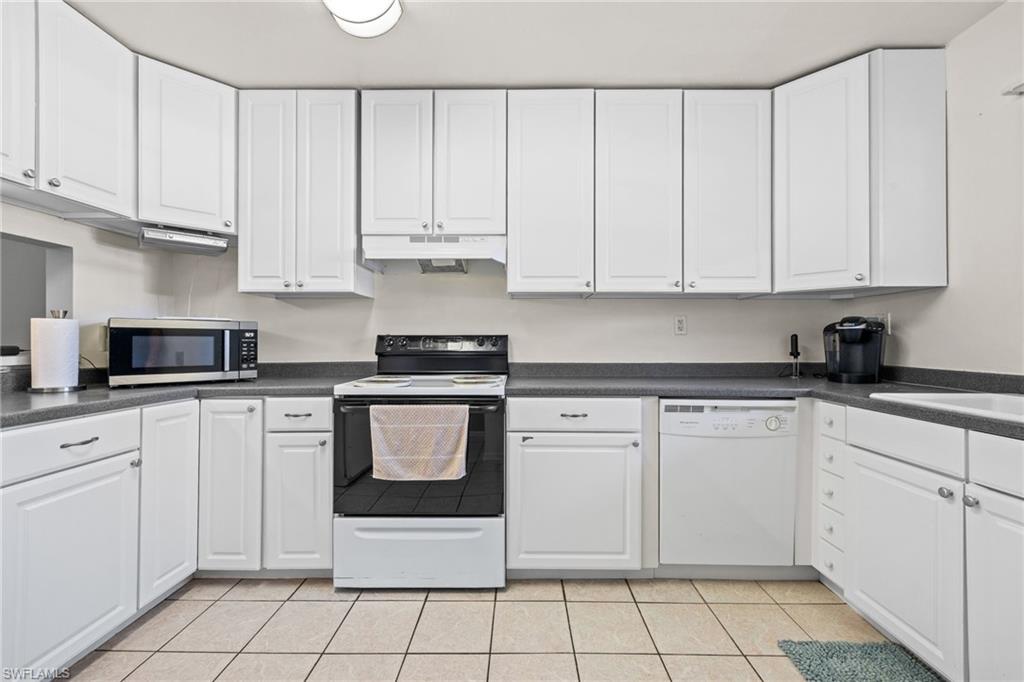 WOODGATE AT NAPLES - Residential