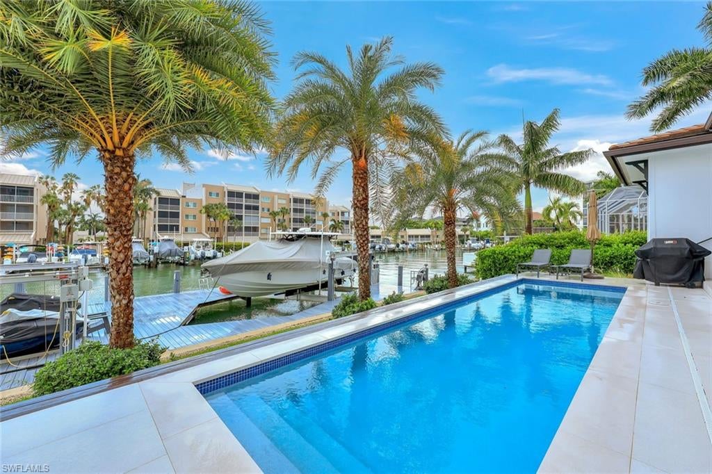 MARCO ISLAND - Residential