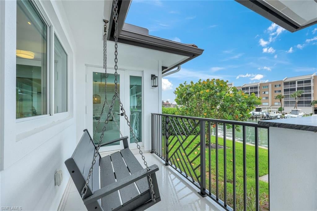 MARCO ISLAND - Residential