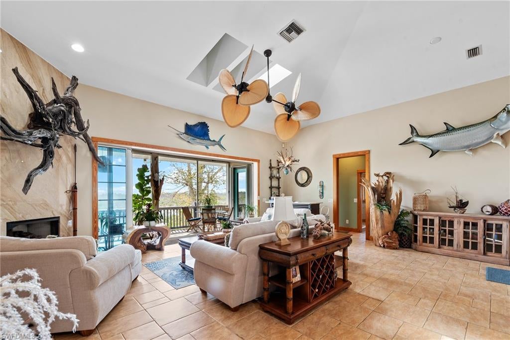 PINE ISLAND - Residential