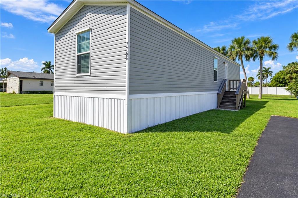 COCONUT GROVE - Residential