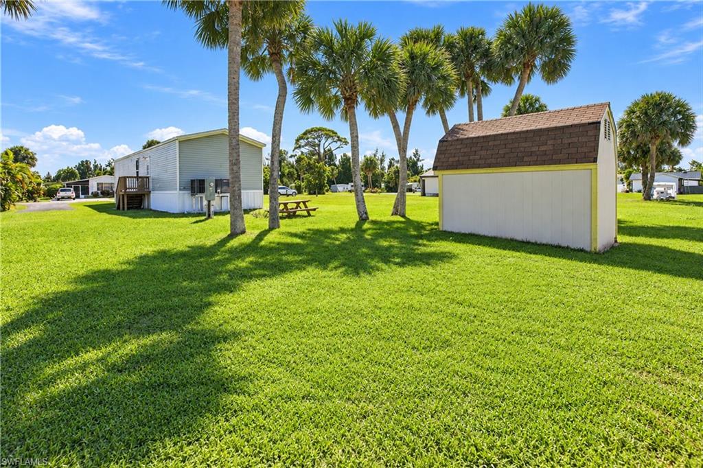 COCONUT GROVE - Residential