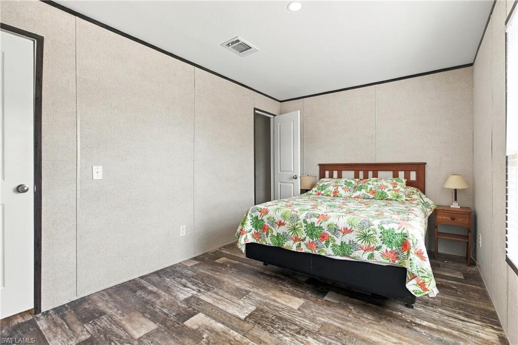 COCONUT GROVE - Residential