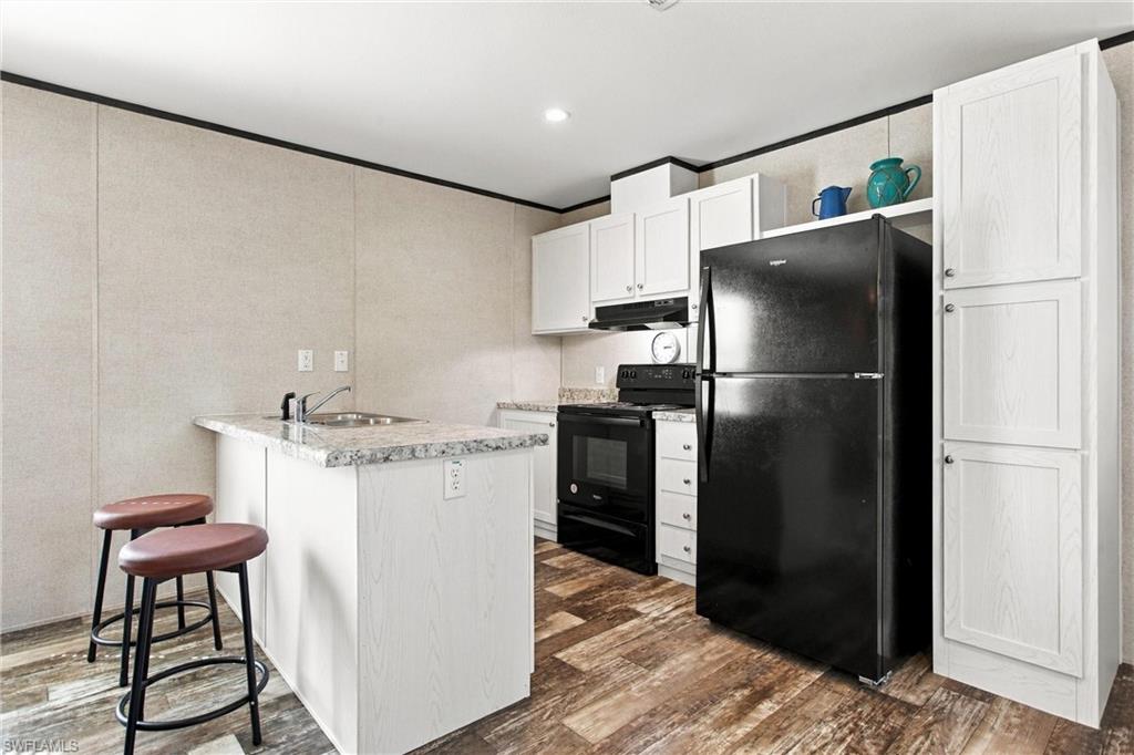COCONUT GROVE - Residential