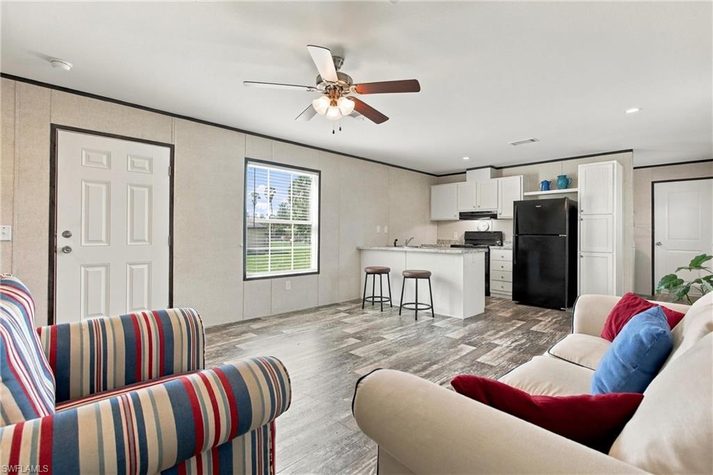 COCONUT GROVE - Residential