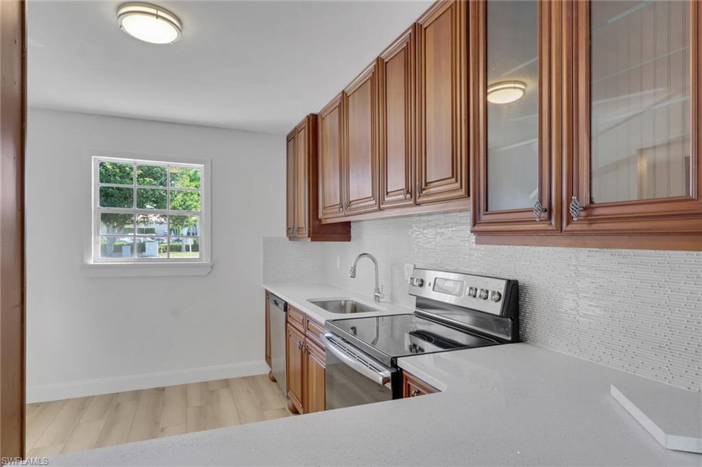 CYPRESS LAKES MANOR SOUTH - Residential