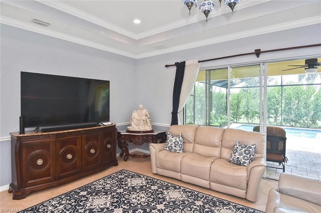 SANDOVAL - Residential
