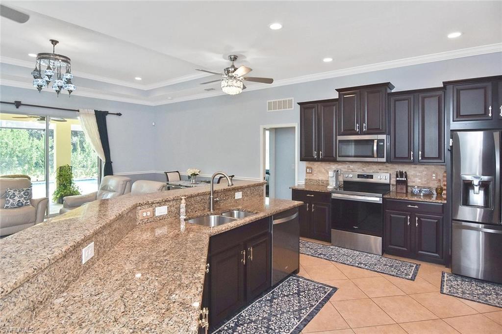 SANDOVAL - Residential
