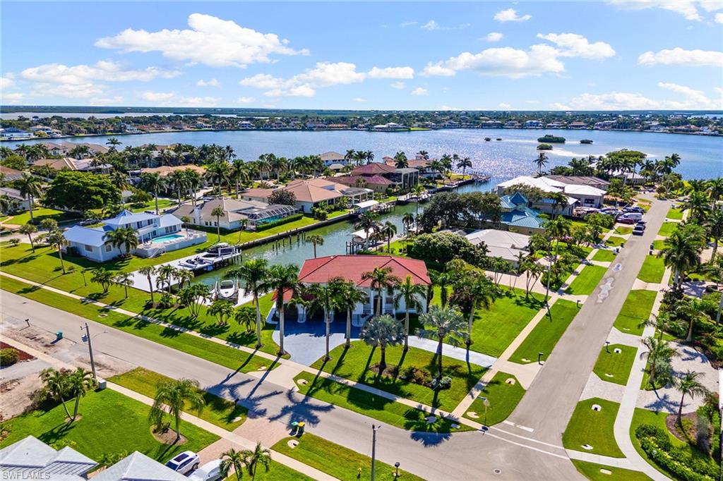 MARCO ISLAND - Residential