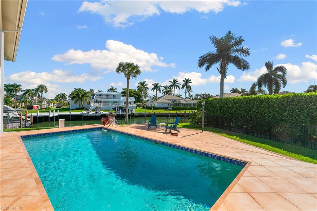 MARCO ISLAND - Residential