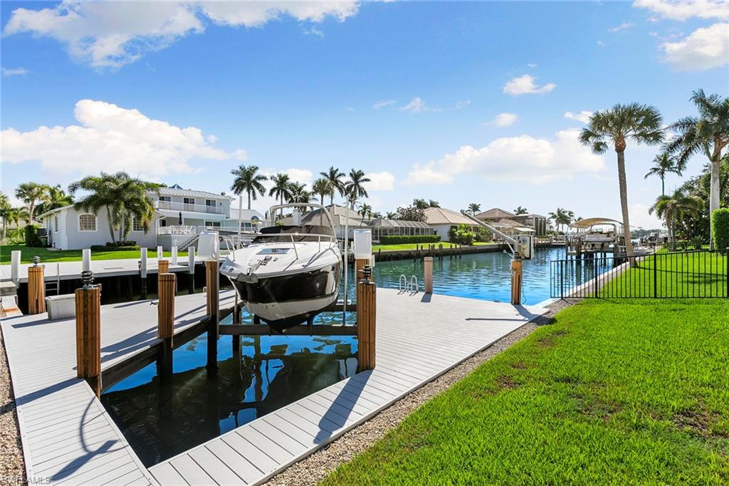 MARCO ISLAND - Residential