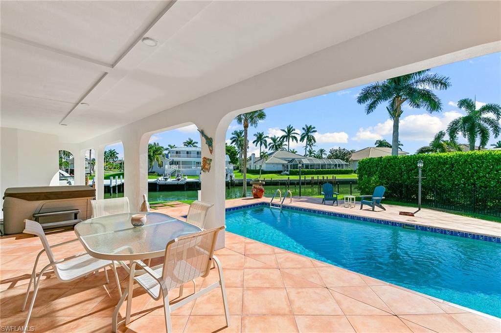 MARCO ISLAND - Residential