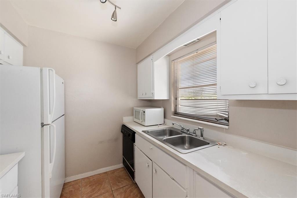 BEACH CLUB COLONY CONDO - Residential