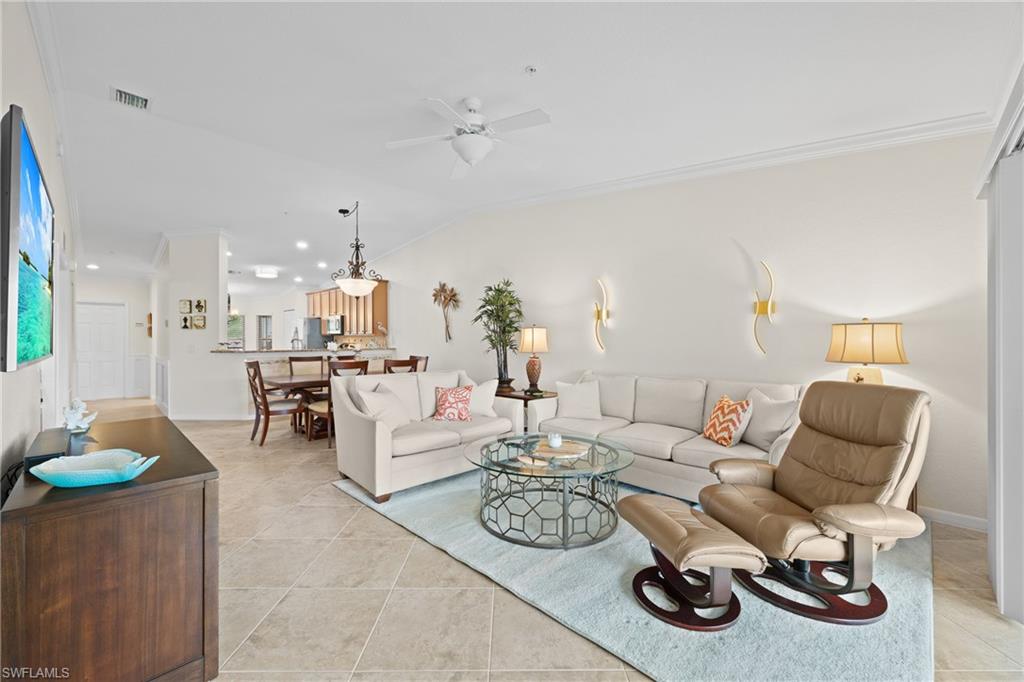 VENEZIA - Residential Lease