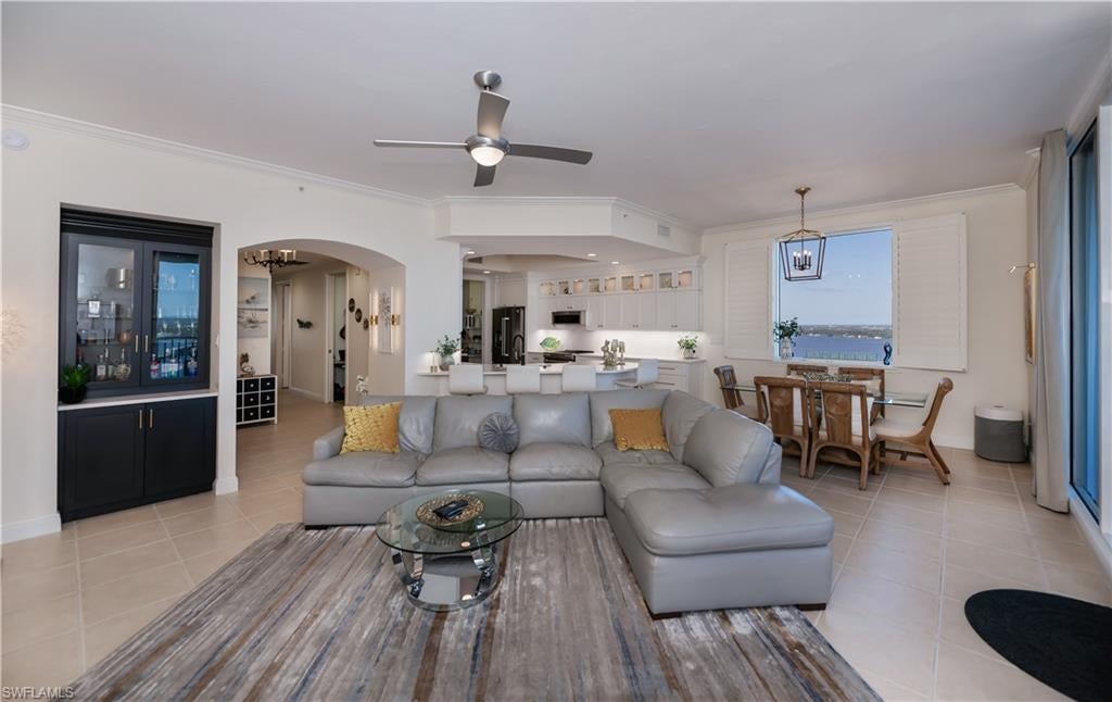 HIGH POINT PLACE - Residential