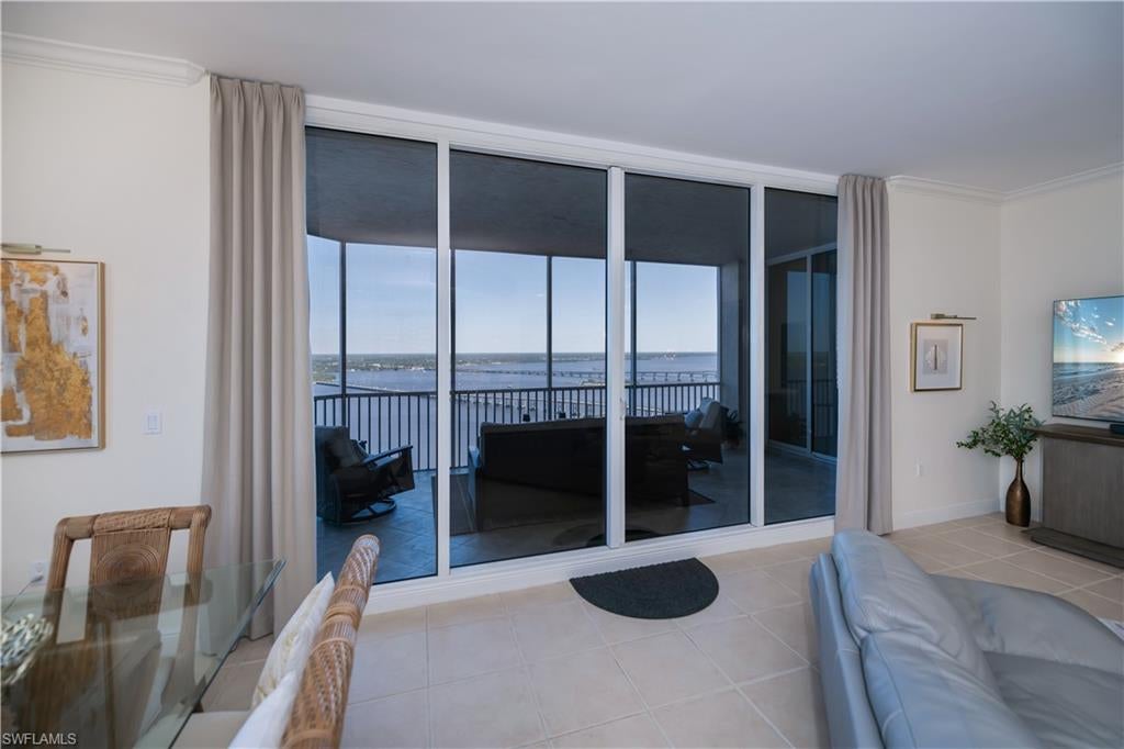 HIGH POINT PLACE - Residential