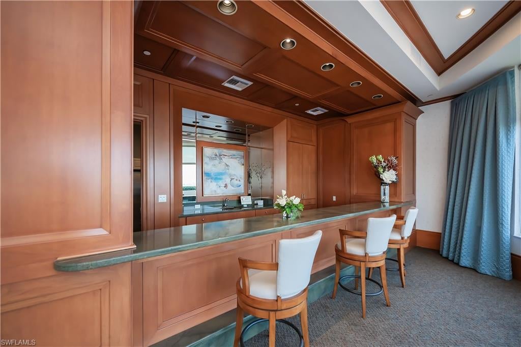 HIGH POINT PLACE - Residential