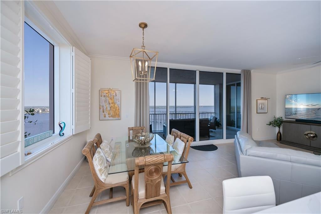 HIGH POINT PLACE - Residential