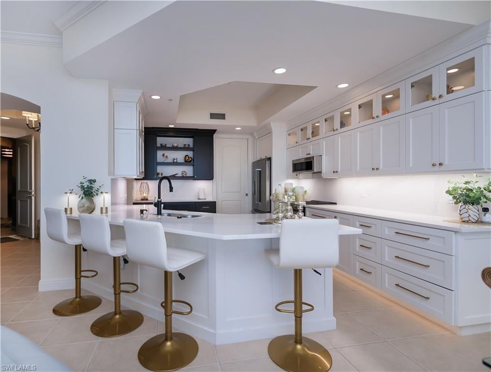 HIGH POINT PLACE - Residential