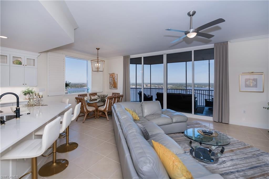 HIGH POINT PLACE - Residential