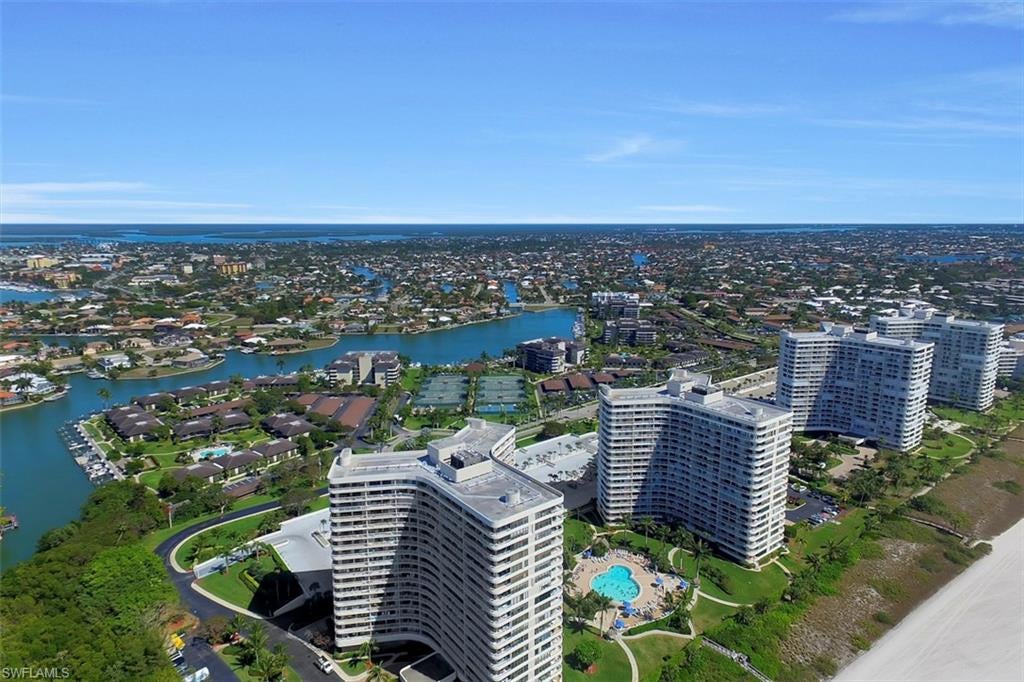 SOUTH SEAS - Residential