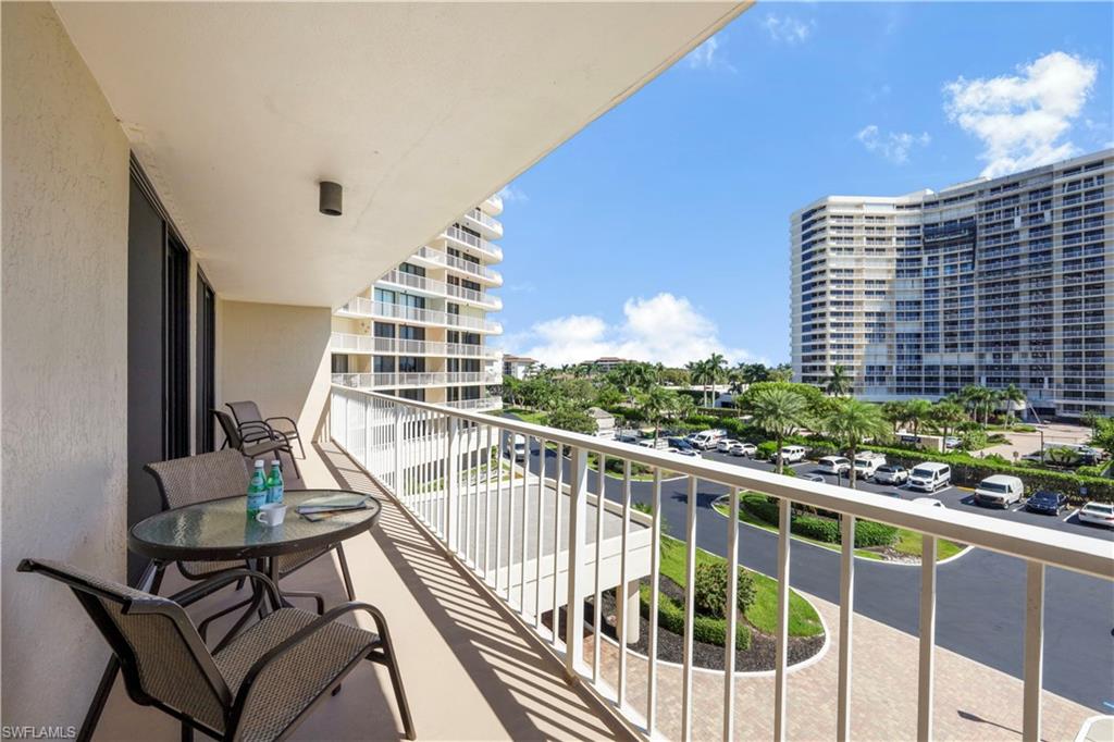 SOUTH SEAS - Residential