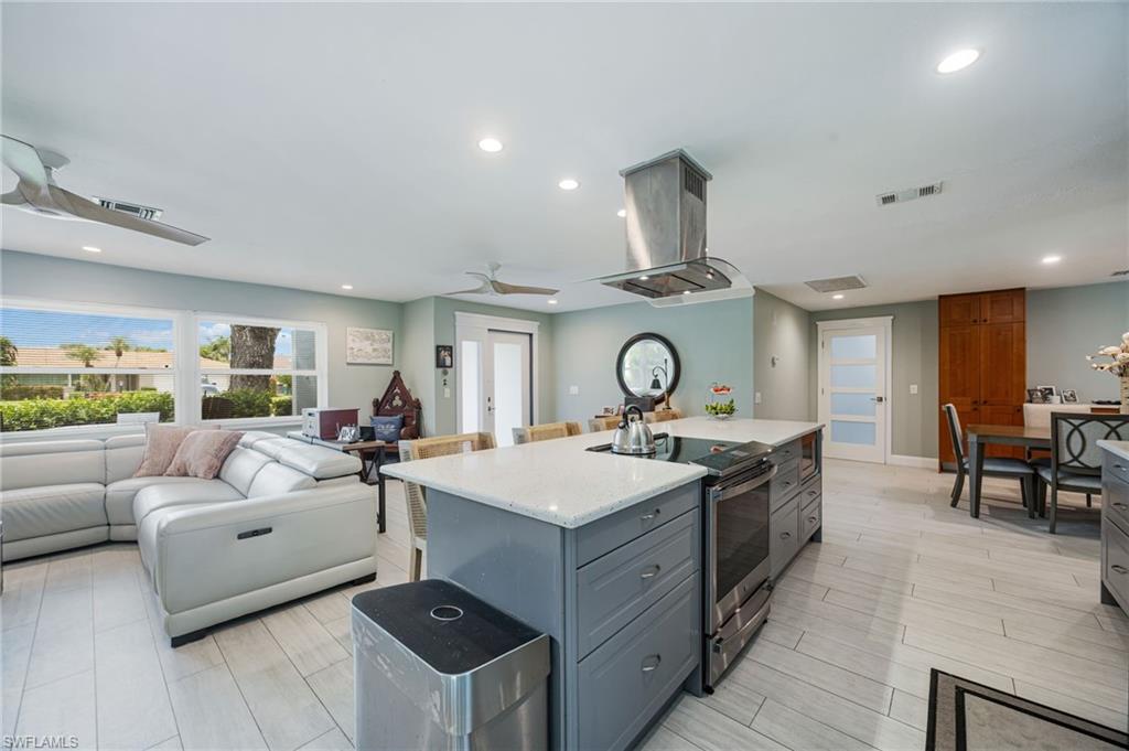 LAKEWOOD - Residential