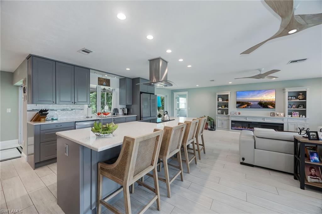 LAKEWOOD - Residential
